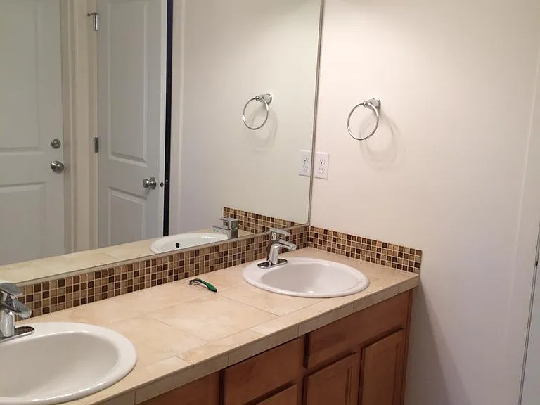 616 NE 53rd St #204 — Photo 20