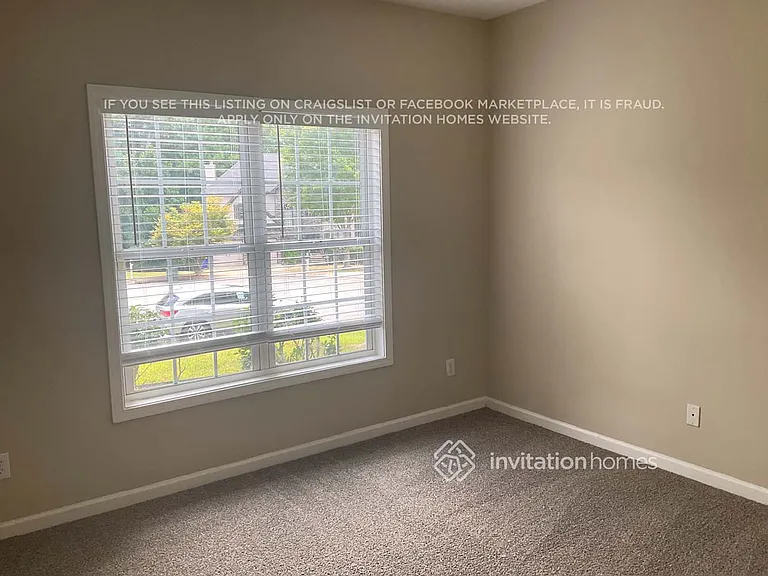 3670 McGuire Close NW — Photo 8