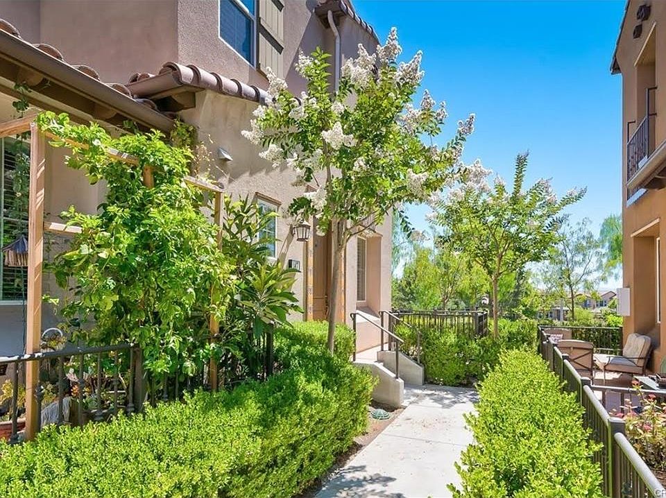 1st image of 147 Playa Cir