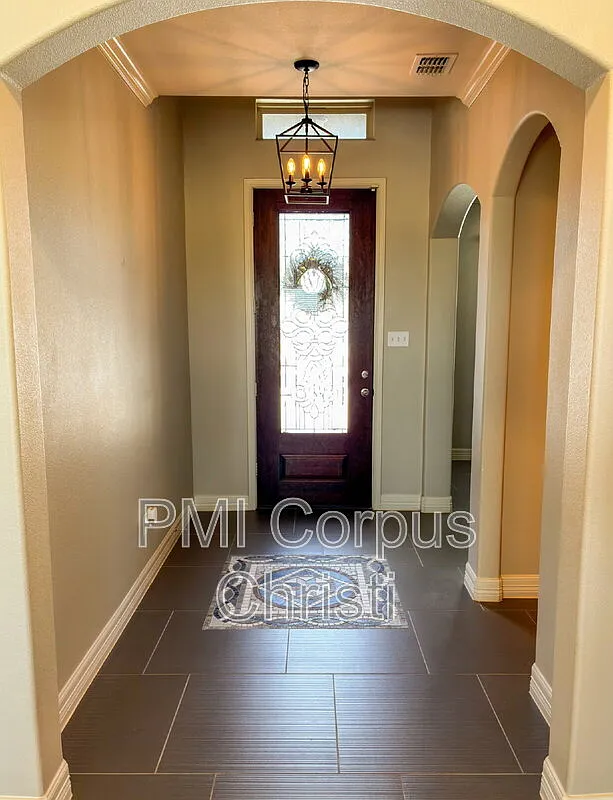 4 bed, 3.5 bath, 2952 sqft, $3,200 — Photo 3