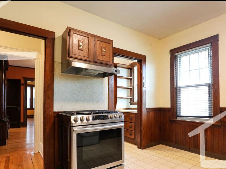 212 Maplewood St. #2 Watertown Unit Photo 3