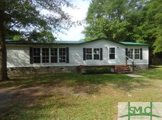 195 Maple Dr, Ellabell, GA 31308