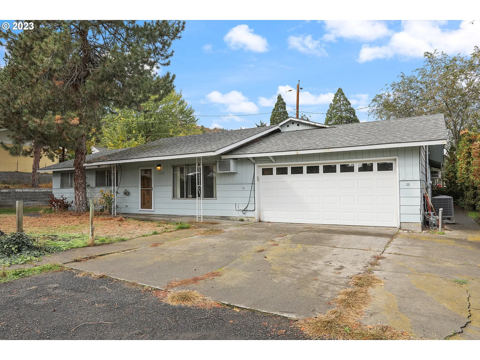 1205 Walnut St photo 1