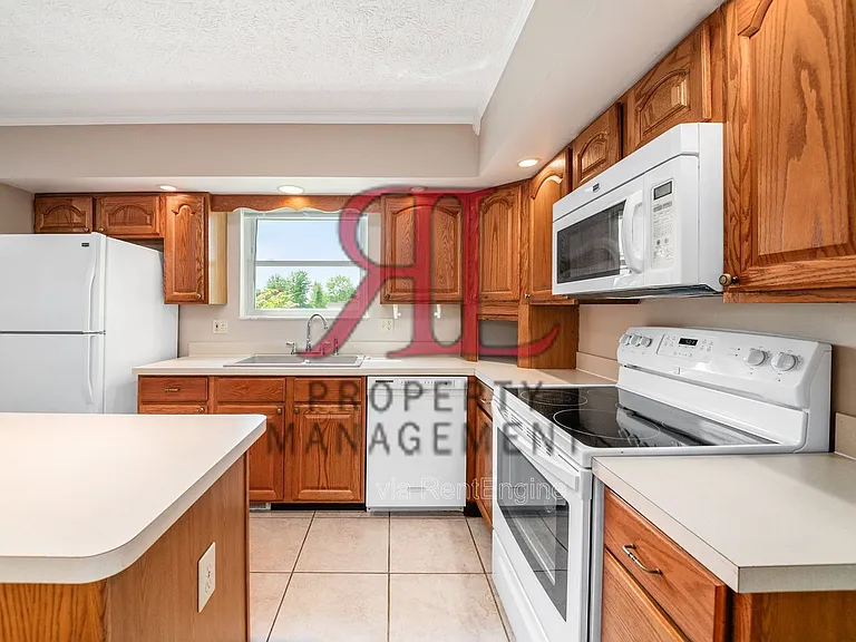 7775 Peter Hoover Rd — Photo 10