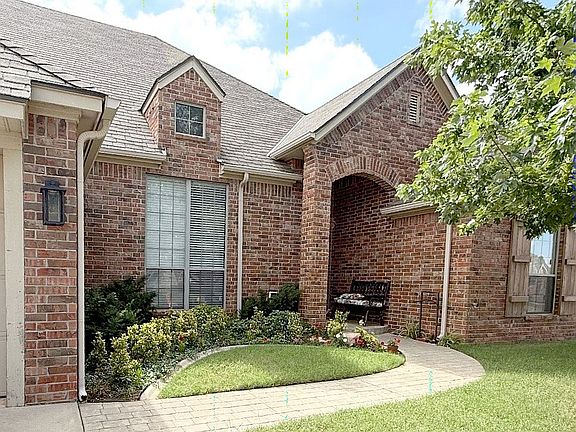 2nd image of 16605 Village Garden Dr