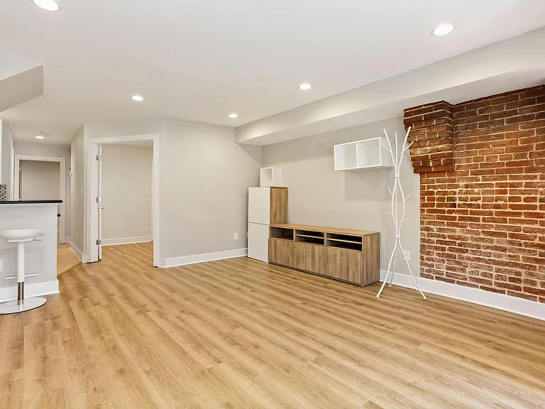 Living room/new floor