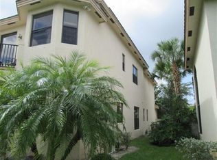 10407 Saint Germain Ct, Wellington, FL 33449