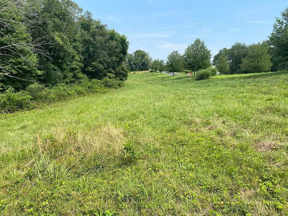 1st image of 122 Orchard Wood Path
