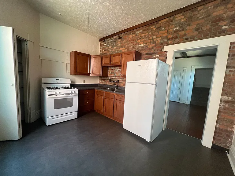 364 372 Sycamore 684 #686 — Photo 7
