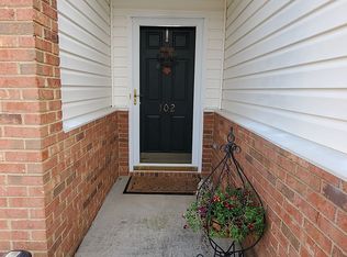 102 High Crest Ct, Simpsonville, SC 29681