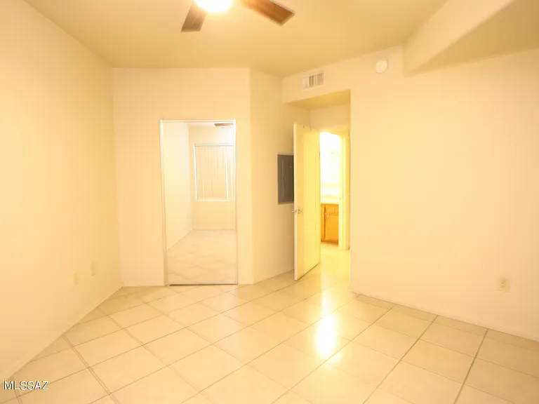 2550 E River Rd #5104 — Photo 13