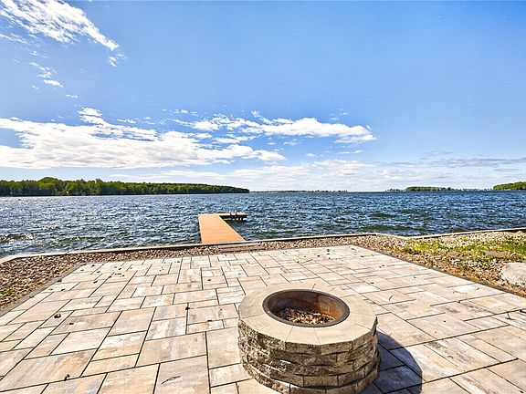 3rd image of 6776 Ann Lee Dr