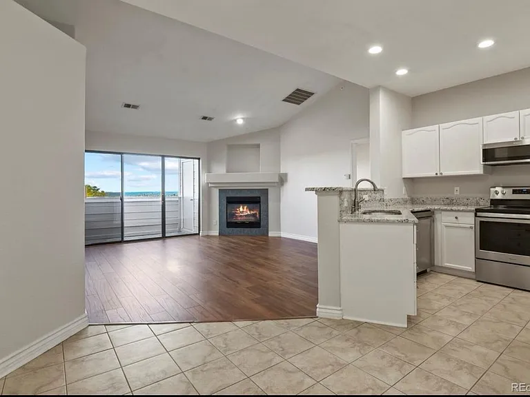 7454 S Alkire St #301 — Photo 4