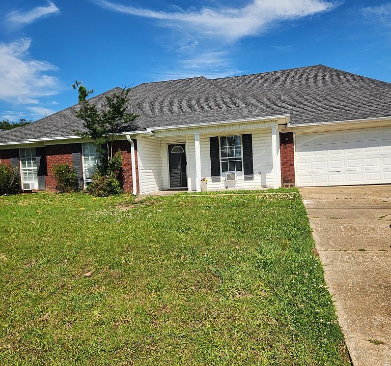 1st image of 172 Garden Terrace Dr