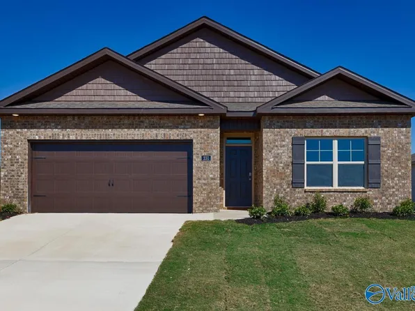 231 Antler Ridge Dr, Huntsville, AL 35811