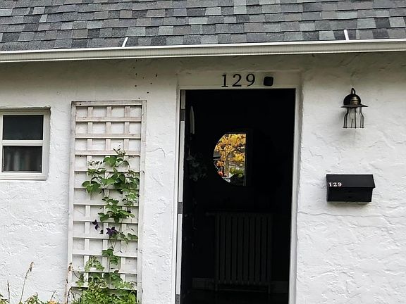2nd image of 129 S Stewart Ave