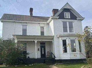 320 Chesapeake Ave, Greenup, KY