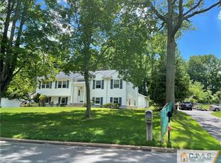 99 Mount Pleasant Ave, Edison, NJ 08820