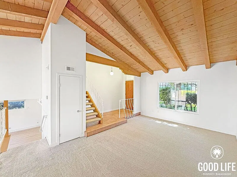 3 bed, 2.0 bath, 1766 sqft, $3,300 — Photo 4