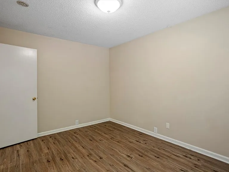 5302 Covey Ct — Photo 21