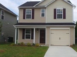704 Cairn Cir, Burlington, NC 27217