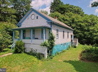 105 Wood St, Westernport, MD 21562