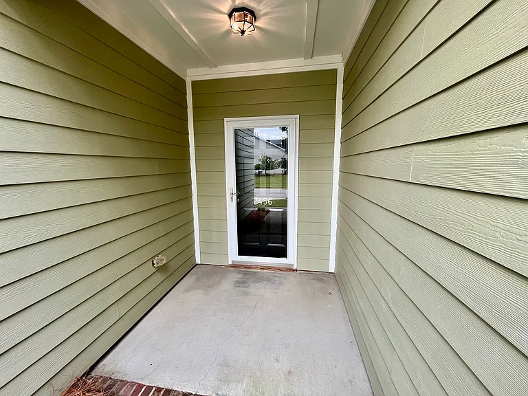 2456 Birch View Dr — Photo 10