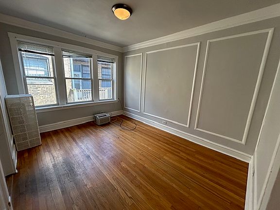 3rd image of 1235 W Chase Ave APT 1