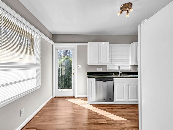 3rd image of 1870 Windemere Dr NE Front A