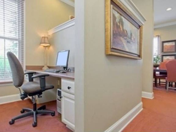 24 Hour Business Center