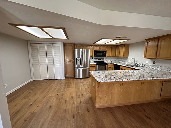 5th image of 49400 River Park Rd APT 60