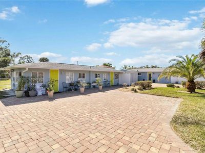 351 S McCall Rd, Englewood, FL, 34223