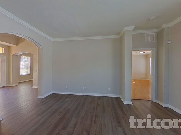3rd image of 1815 Honeydew Ct