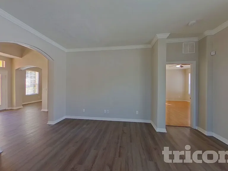 1815 Honeydew Ct — Photo 3