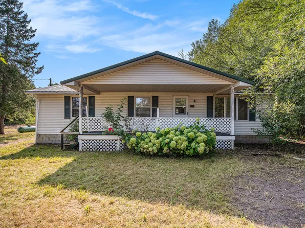 2317 Michigan Ave #66, East Jordan, MI 49727