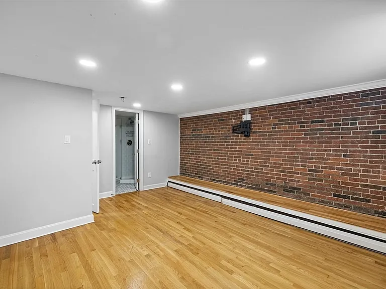 336 Beacon St #1 — Photo 8
