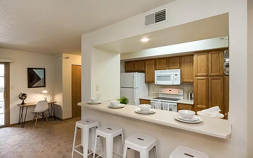 1039 W Benton St #2 Photo 1