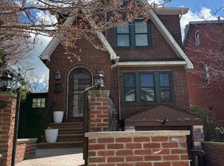 52 Park Pl, Staten Island, NY 10301