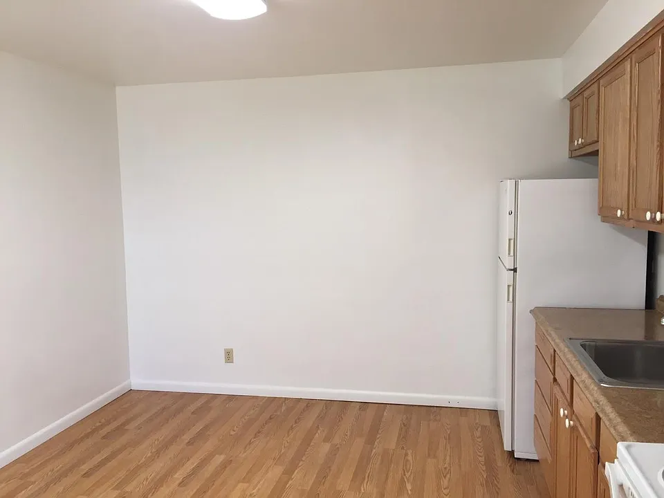 Kitchen / Living Room area