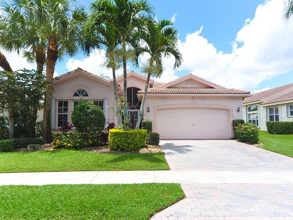 1st image of 13589 Morocca Lake Ln
