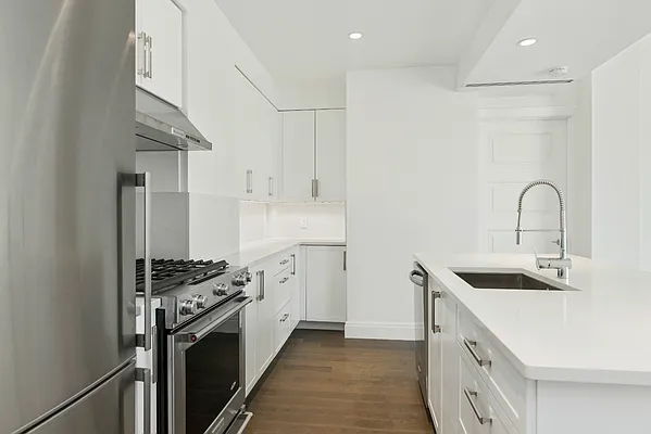 Rented by Keller Williams NYC | media 60