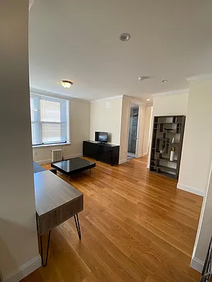 Rented by Oxford Property Group | media 8