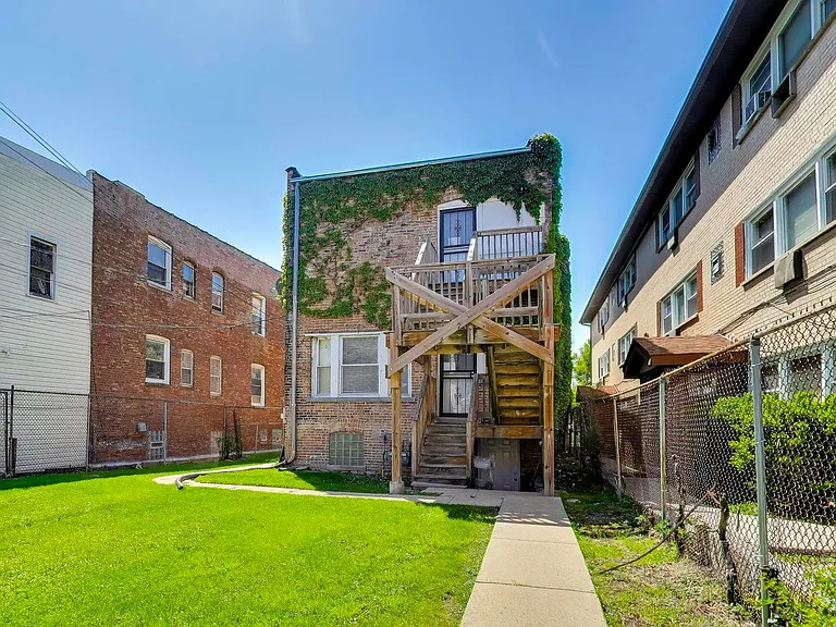 43 N Menard Ave #2 — Photo 13