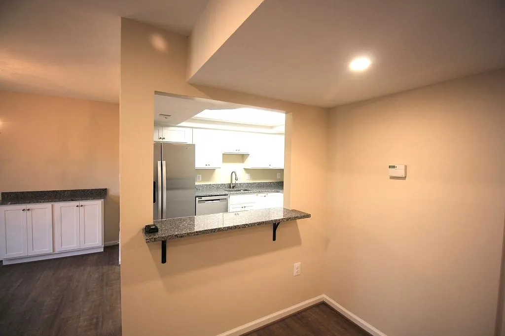 48 Monarch Drive — Photo 4