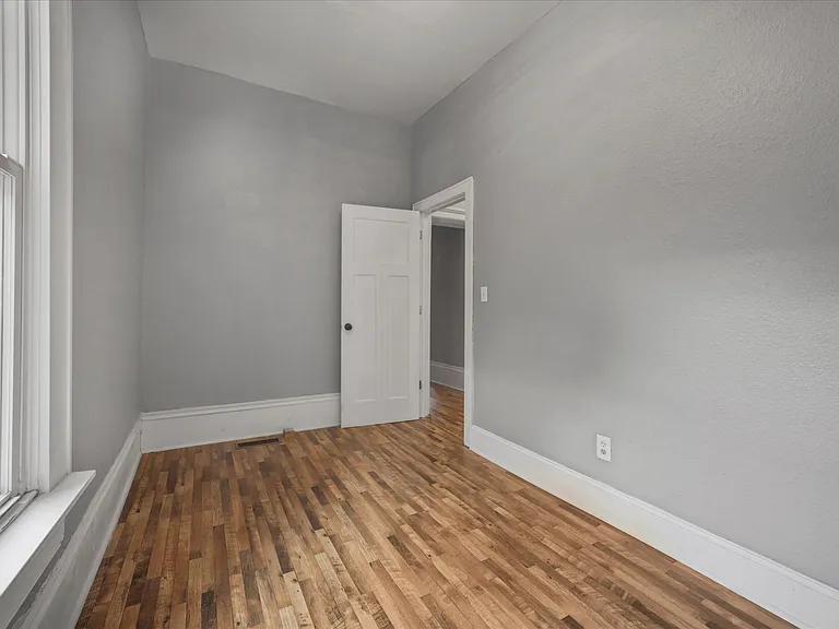 228 Miller Ave — Photo 23