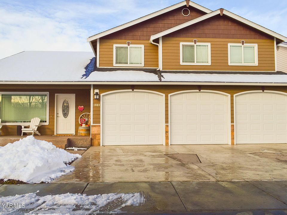 1st image of 1603 W Yakima Ave