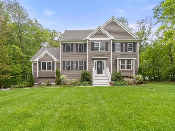 14R Boutwell St, Wilmington, MA 01887