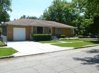 12201 Maple Ave, Blue Island, IL 60406