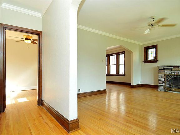 5th image of 6739 Oleatha Ave
