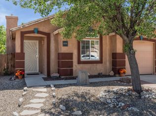 6004 Cyonus Ave NW, Albuquerque, NM 87114